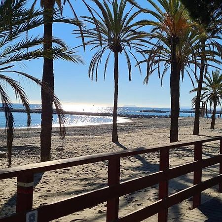 Estepona Port Beachside Apartment - Marina Bay Exteriör bild