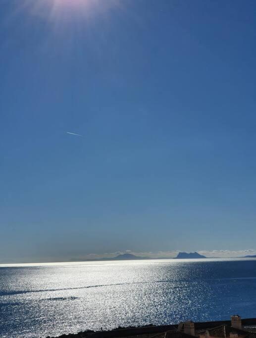 Estepona Port Beachside Apartment - Marina Bay Exteriör bild