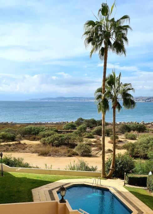 Estepona Port Beachside Apartment - Marina Bay Exteriör bild